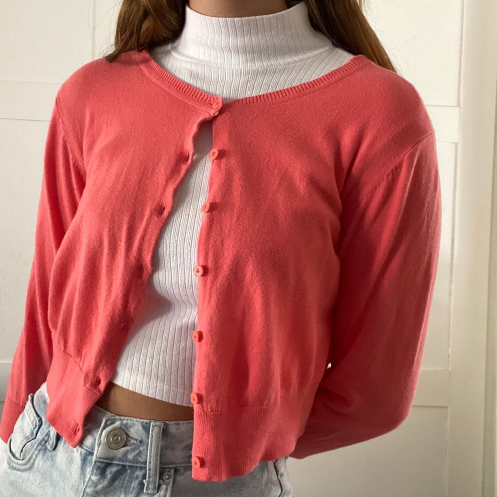 vintage cropped coral sweater